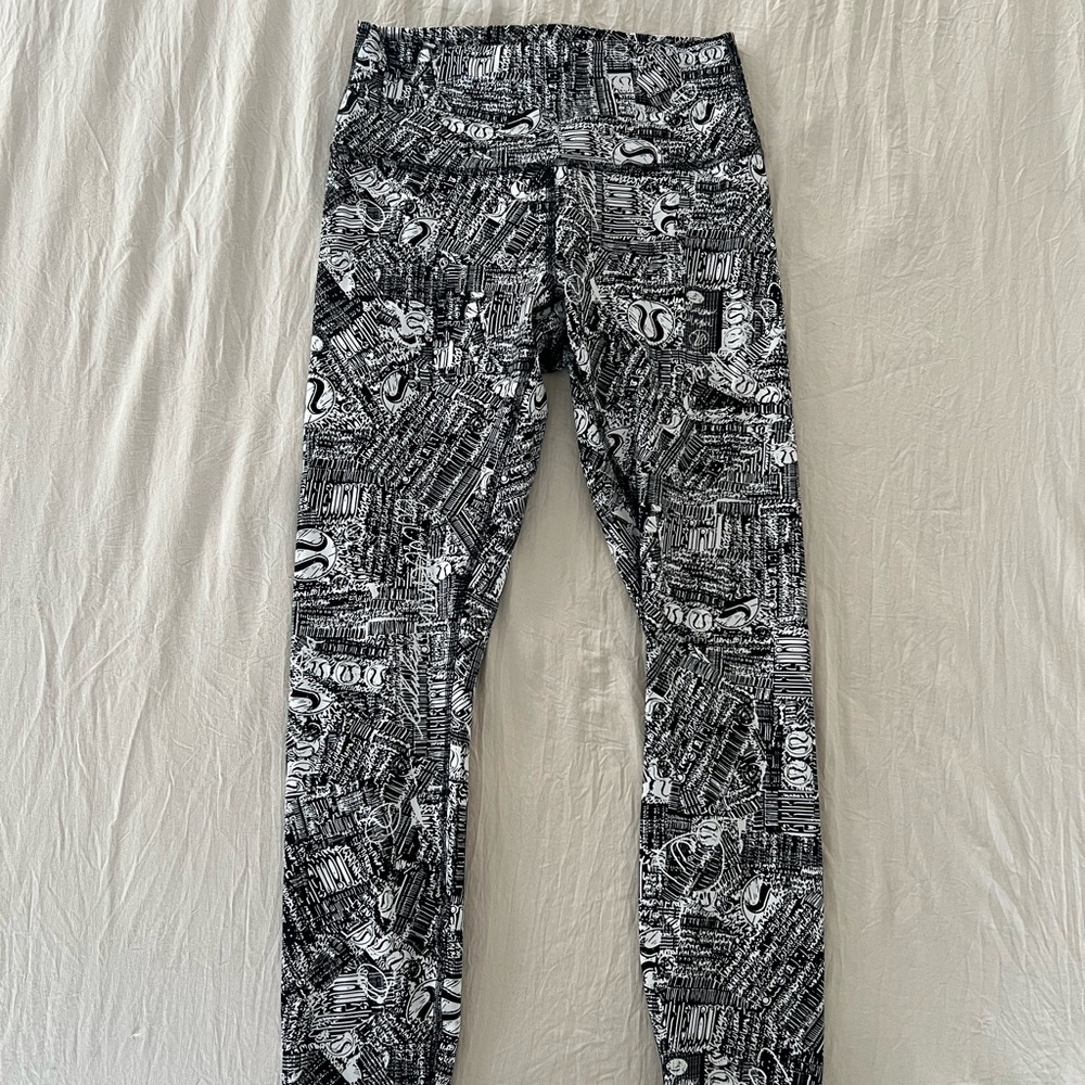 Lululemon Athletica Black and White Patterned Leggings
